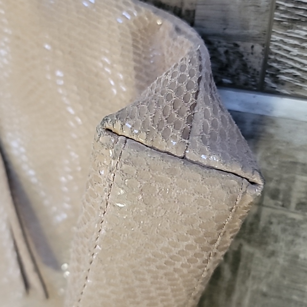 Margot Leah Large Taupe Leather Snakeskin Texture Hobo Bag - Picture 8 of 9